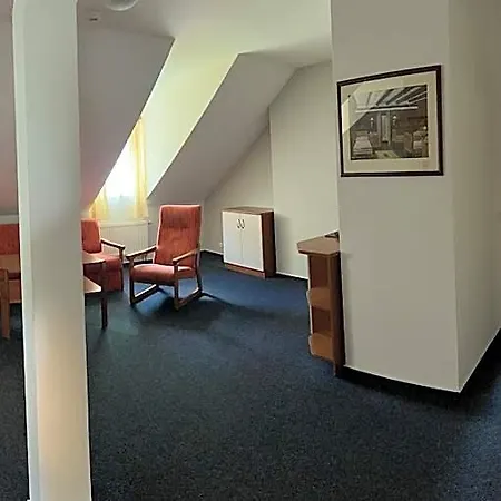 Lesni Hotel