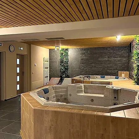 Lesni Hotel Desna (Liberec)